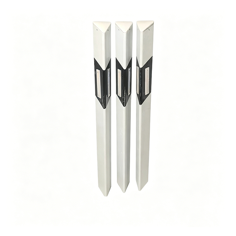 เสาดีไลน์เนอร์ขอบถนน PE/PVC
