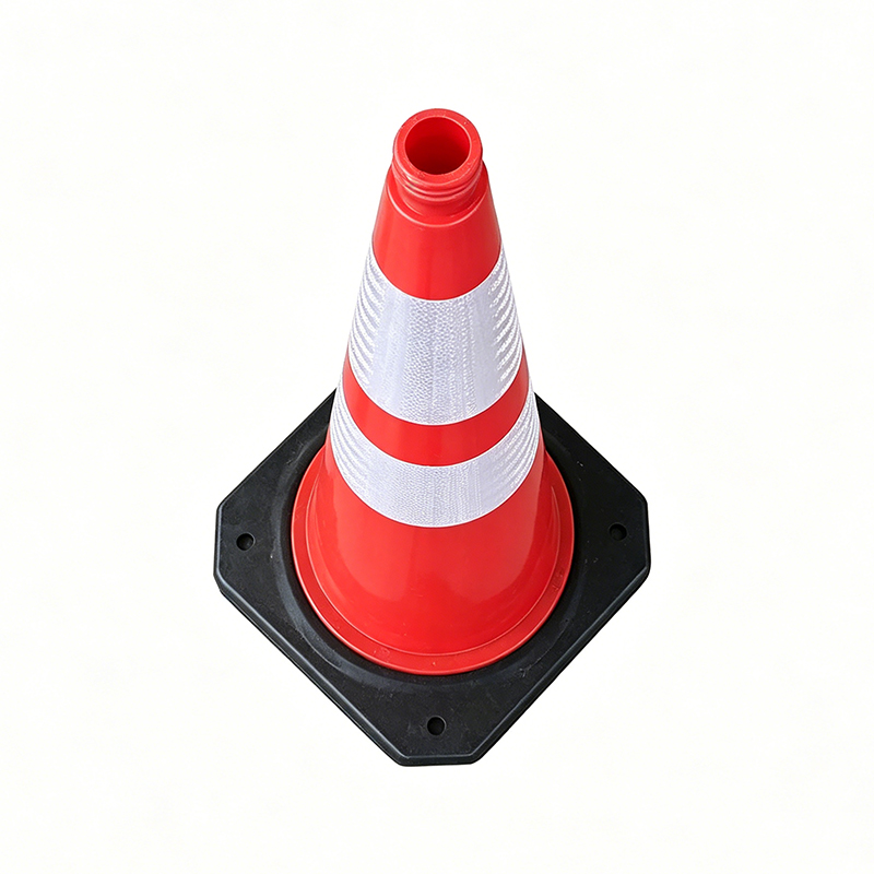 กรวยจราจรพลาสติก HDPE ในตัวพร้อมรูจับด้านบน