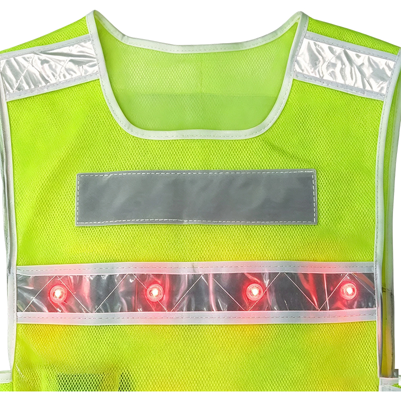 เสื้อชูชีพสะท้อนแสง LED แบบเรืองแสงที่ใช้งานอยู่
