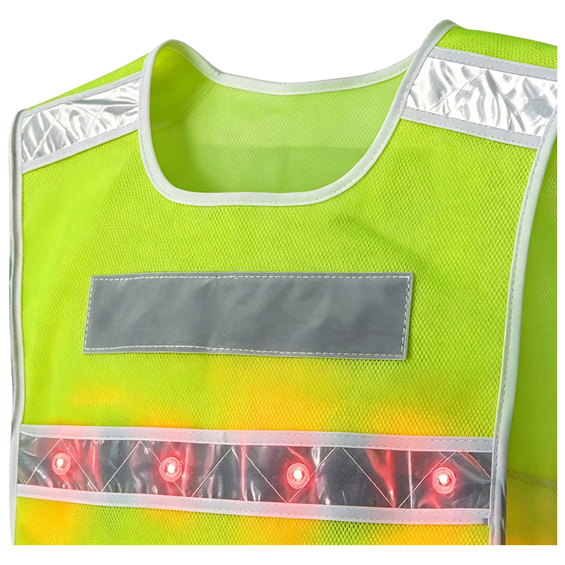 เสื้อชูชีพสะท้อนแสง LED แบบเรืองแสงที่ใช้งานอยู่